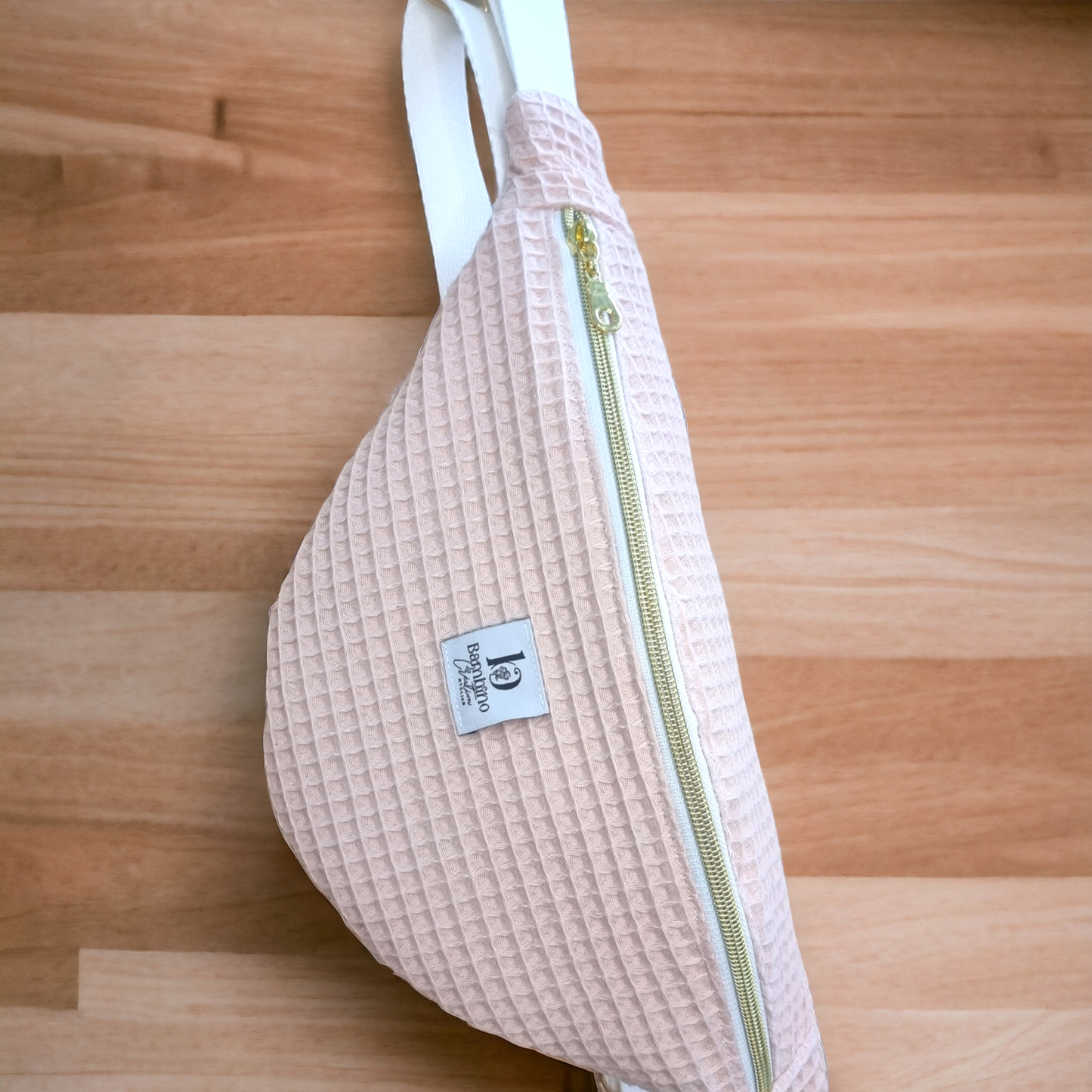 sac banane nid abeille rose 